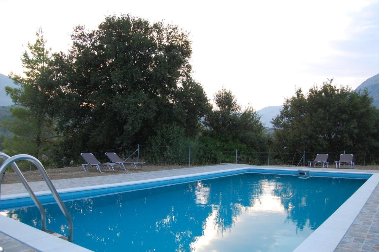 Blue Lagoon Villa Poros  Exterior foto
